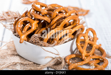 Teil des kleinen Brezeln (typisch deutschen Snack) Stockfoto