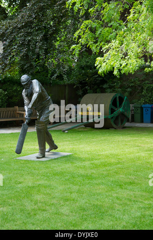 Statue von W.G. Grace an Lords Cricket ground Stockfoto