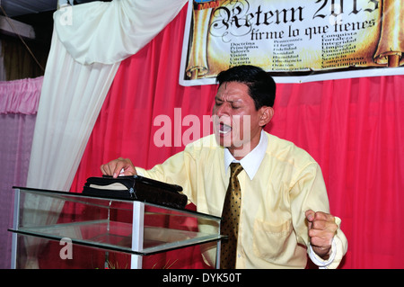 Evangelischen Kult-Morona Bezirk in IQUITOS. Abteilung von Loreto. Peru Stockfoto