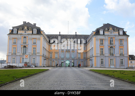 Schloss Augustusburg in Brühl bei Bonn, Nord Rhein Westfalen, Deutschland. Stockfoto