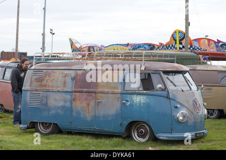 Ratte VW Camper auf dem Santa Pod Raceway England suchen Stockfoto