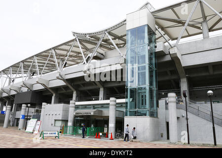 Sagamihara Gion Stadion, Kanagawa, Japan. 20. April 2014. Sagamihara Gion Stadion, 20. April 2014 - Fußball /Soccer: 2014 J3 League match zwischen SC Sagamihara 2-1 Fujieda MYFC Sagamihara Gion Stadium, Kanagawa, Japan. © AFLO SPORT/Alamy Live-Nachrichten Stockfoto