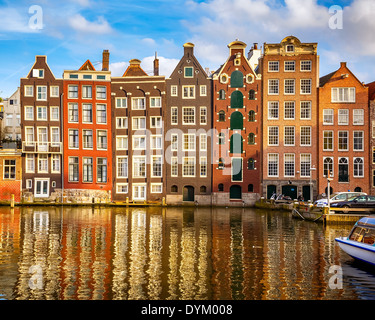 Altbauten in Amsterdam Stockfoto