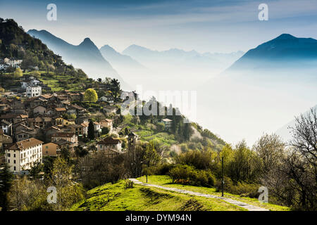 Dorf Brè, Monte Brè, Lugano, Lago di Lugano, Lago di Lugano, Kanton Tessin, Schweiz Stockfoto