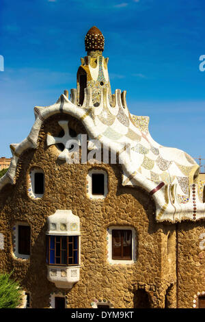 Märchen-Haus im Park Güell, Barcelona, Katalonien, Spanien Stockfoto