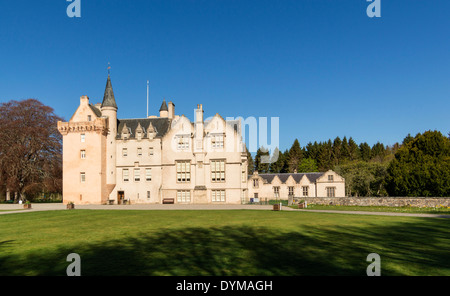 BRODIE CASTLE MORAY SCHOTTLAND IM FRÜHLING Stockfoto