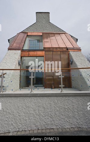 Gebäude mit Kupfer Verkleidung Amlwch Hafen Anglesey North Wales UK Stockfoto