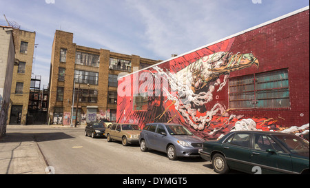 Ein Wandbild an der Seite eines Gebäudes im Stadtteil Bushwick, Brooklyn in New York Stockfoto