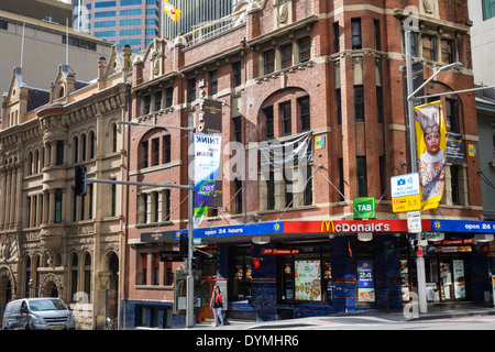 Sydney Australien, Gebäude, Stadt, McDonald's, Burger, Hamburger, Restaurant, Restaurants, Restaurants, Restaurants, Restaurants, Cafés, Fast Food, 24 Stunden geöffnet, AU140308006 Stockfoto