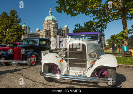 Fahrzeuge im Jahr 2013 Nordwesten Deuce Tage Hot Rod Show-Victoria, British Columbia, Kanada. Stockfoto