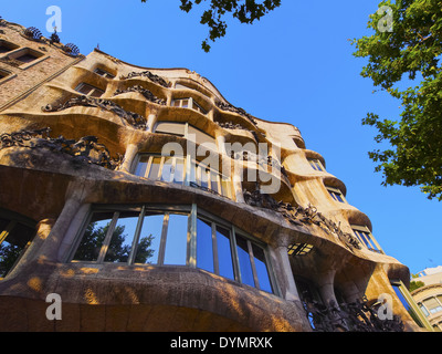 Casa Mila auch bekannt als La Pedrera - Haus, entworfen von Antoni Gaudi in Barcelona, Katalonien, Spanien Stockfoto