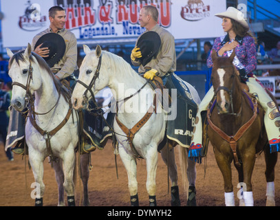 Cowboys ist an der Eröffnungsfeier im Clark County Fair und Rodeo in Logandale Nevada Stockfoto