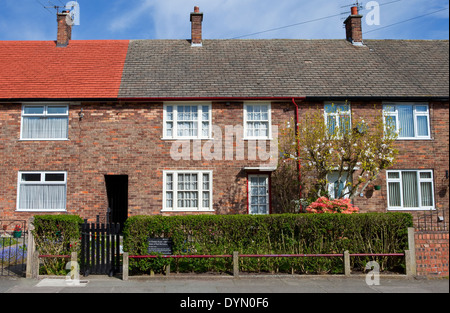 LIVERPOOL, UK - 16. April 2014: Die Kindheit Zuhause von Sir Paul McCartney (20 Forthlin Road) in Liverpool am 16. April 2014. Stockfoto