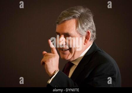 Glasgow, Schottland, UK, 22. April 2014. Der ehemalige Premierminister und Kanzler, das Rechte achtbare, Gordon Brown, MP, machte seine erste Rede im Namen der Better Together-Kampagne unter Sir Charles Wilson Building, University of Glasgow. Dienstag, 22. April 2014. Bildnachweis: Wullie Marr/Alamy Live-Nachrichten Stockfoto