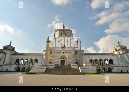 Cimitero Monumentale (Camposanto Monumentale), Famedio, Haupteingang. Stockfoto