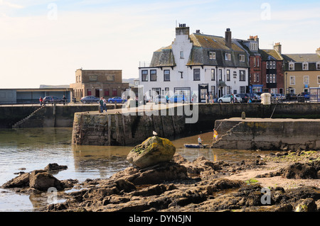 Pier Wand- und King George Hotel in Millport, Isle of Cumbrae, Schottland, Großbritannien Stockfoto