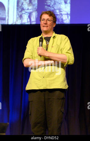 Co-Gründer und Co-Direktor der Weta-Gesellschaften, Richard Taylor bei einem Make-up-Workshop auf der HobbitCon 2-Convention im Maritim Hotel in Bonn, Deutschland. Am 19 April 2014/Picture-Alliance Stockfoto