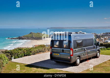 Ayr Campingplatz; St Ives; Blick über St. IVes Bay, Godrevy; Cornwall; UK Stockfoto