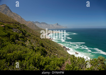 Blick über die Küste in der Nähe von Kogel Bay, Falsebay, Western Cape, Südafrika Stockfoto