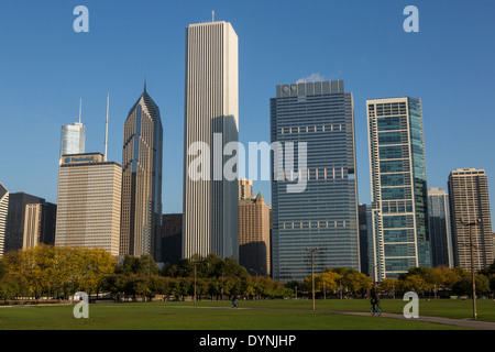 Skyline der Innenstadt von Grant Park in Chicago, Illinois, USA Stockfoto