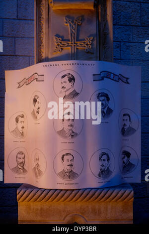 Am 23. APRIL 2014 wurden im Rahmen einer Gedenkfeier am Vorabend des 99. Jahrestages des Völkermords an den Armeniern im armenischen Patriarchat in der Altstadt von Ostjerusalem Israel Zahlen von armenischen Opfern gezeigt. Der Tag des Gedenkens an den Völkermord oder der Tag des Gedenkens an den Völkermord wird von Armeniern in verstreuten Gemeinden auf der ganzen Welt am 24. April begangen. Sie wird jährlich zum Gedenken an die Opfer des armenischen Völkermordes von 1915 bis 1923 abgehalten. Stockfoto