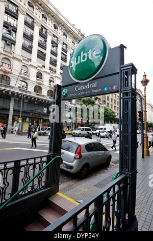 Buenos Aires Metro "Subte" Catedral Eingang der Station Argentinien Stockfoto