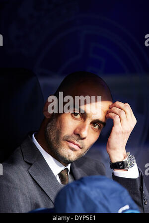 Madrid, Spanien. 23. April 2014. Head Coach Pep Guardiola der FC Bayern München blickt auf eine vor der UEFA-Champions-League-Spiel zwischen Real Madrid und FC Bayern München im Santiago-Bernabéu-Stadion, Valencia Credit: Action Plus Sport/Alamy Live News Stockfoto