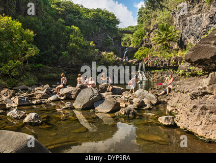 Die schöne Szene der sieben heiligen Pools Maui. Stockfoto