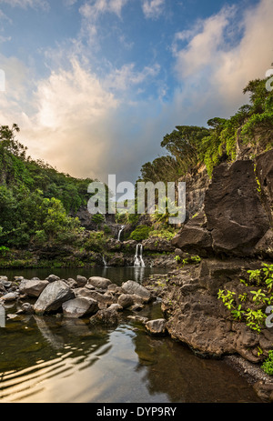 Die schöne Szene der sieben heiligen Pools Maui. Stockfoto