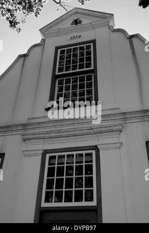 Cape Dutch Giebel mit dem Datum 1779 auf ein Haus in Stellenbosch in den Cape Winelands. Stockfoto