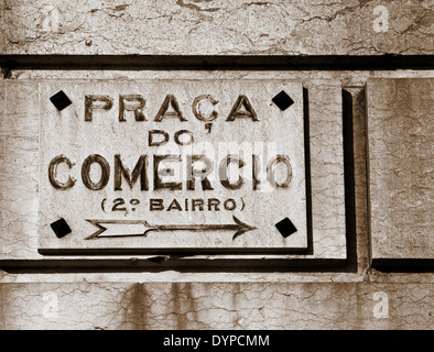 Stein anmelden Praca do Comercio riverfront Square wieder aufgebaut nach dem Erdbeben von 1755 Lissabon Portugal Westeuropa Stockfoto