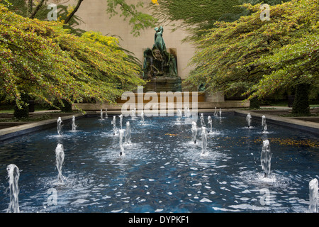 Süd-Garten am Art Institute of Chicago mit dem Brunnen der großen Seen USA Stockfoto