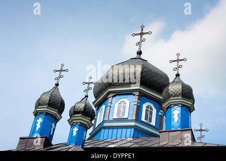 Die Holzkirche in Puchly Stockfoto