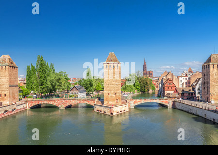 Straßburg, mittelalterliche Brücke Ponts Couverts. Elsass, Frankreich. Stockfoto