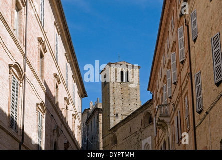 die mittelalterliche Stadt Fermo, Marken, Italien Stockfoto