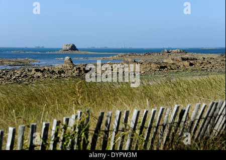 Sillon de Talbert, Pleubian, Phare des Heaux de Brehat, in der Nähe von Paimpol, Côtes-d ' Armor, Bretagne, Bretagne, Frankreich Stockfoto