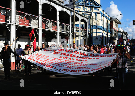 Nationalen Streik - Casa de Fierro - Plaza de Armas in IQUITOS. Abteilung von Loreto. Peru Stockfoto