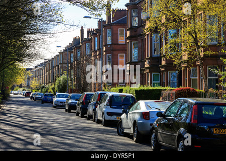 Clifford Street, Govan Glasgow zeigt eine Reihe von traditionellen roten Sandstein Mietskasernen häufig in Glasgow, Scotland, UK Stockfoto