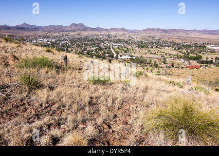 Blick auf Alpine, Texas, eine kleine Stadt in der nördlichen Spitze der Chihuahua-Wüste und Sitz der Brewster County. Stockfoto