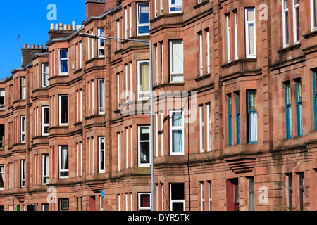 Traditionellen roten Sandstein Mietskasernen, Copland Road, Govan, Glasgow, Schottland, UK Stockfoto