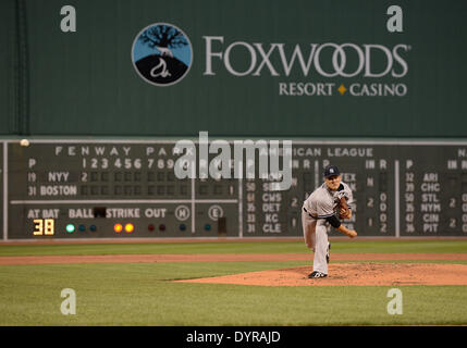 Boston, USA. 22. April 2014. Masahiro Tanaka (Yankees) MLB: Masahiro Tanaka von der New York Yankees Stellplätze gegen die Boston Red Sox in der Major League Baseball Game im Fenway Park in Boston, USA. © AFLO/Alamy Live-Nachrichten Stockfoto