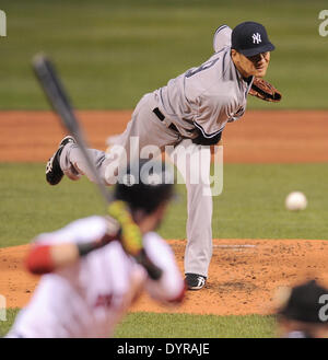 Boston, USA. 22. April 2014. Masahiro Tanaka (Yankees) MLB: Masahiro Tanaka von der New York Yankees Stellplätze gegen die Boston Red Sox in der Major League Baseball Game im Fenway Park in Boston, USA. © AFLO/Alamy Live-Nachrichten Stockfoto