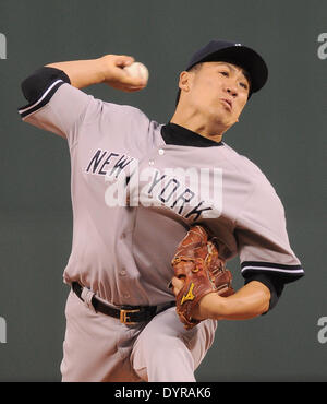 Boston, USA. 22. April 2014. Masahiro Tanaka (Yankees) MLB: Masahiro Tanaka von der New York Yankees Stellplätze gegen die Boston Red Sox in der Major League Baseball Game im Fenway Park in Boston, USA. © AFLO/Alamy Live-Nachrichten Stockfoto