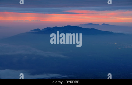 Sonnenuntergang vom Gipfel des Haleakala, Maui, Hawaii Stockfoto