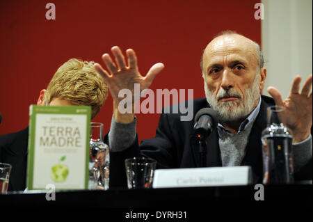 Carlo Petrini im Münchner Literaturhaus, 2011 Stockfoto