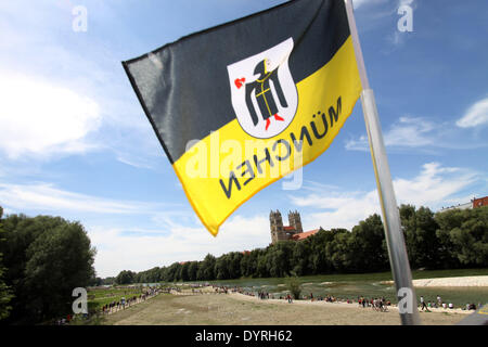 Isar-Party, Abschluss der Renaturierung des Flusses in München, 2011 Stockfoto