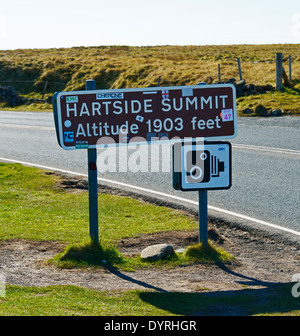 Hartside Gipfel Straßenschild. Hartside Top Cafe. A686 Penrith Alston Road, Cumbria, England, Vereinigtes Königreich, Europa. Stockfoto