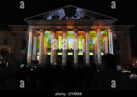 Die Premiere von "Rheingold" an der Bayerischen Staatsoper in München, 2012 Stockfoto