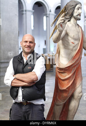 Stefan Alof in der Kirche St. Maximilian in München, 2012 Stockfoto