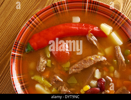 Ein dick und herzhaft würzige mexikanische Suppe. (wie Chili Con Carne) Stockfoto